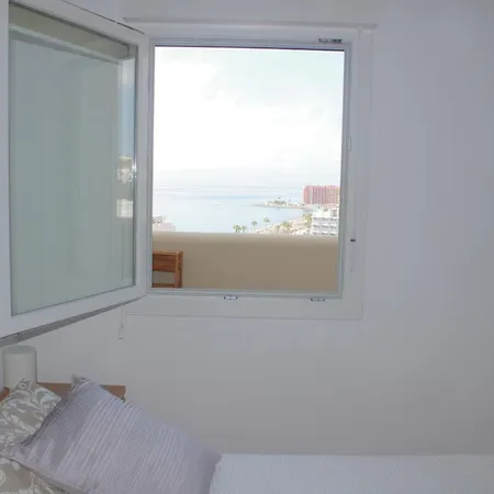 Апартаменты Benalbeach Dreams