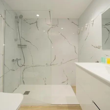 Benalbeach Dreams Apartamento *